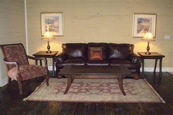 Creekside Lodge Dadeville Bagian luar foto